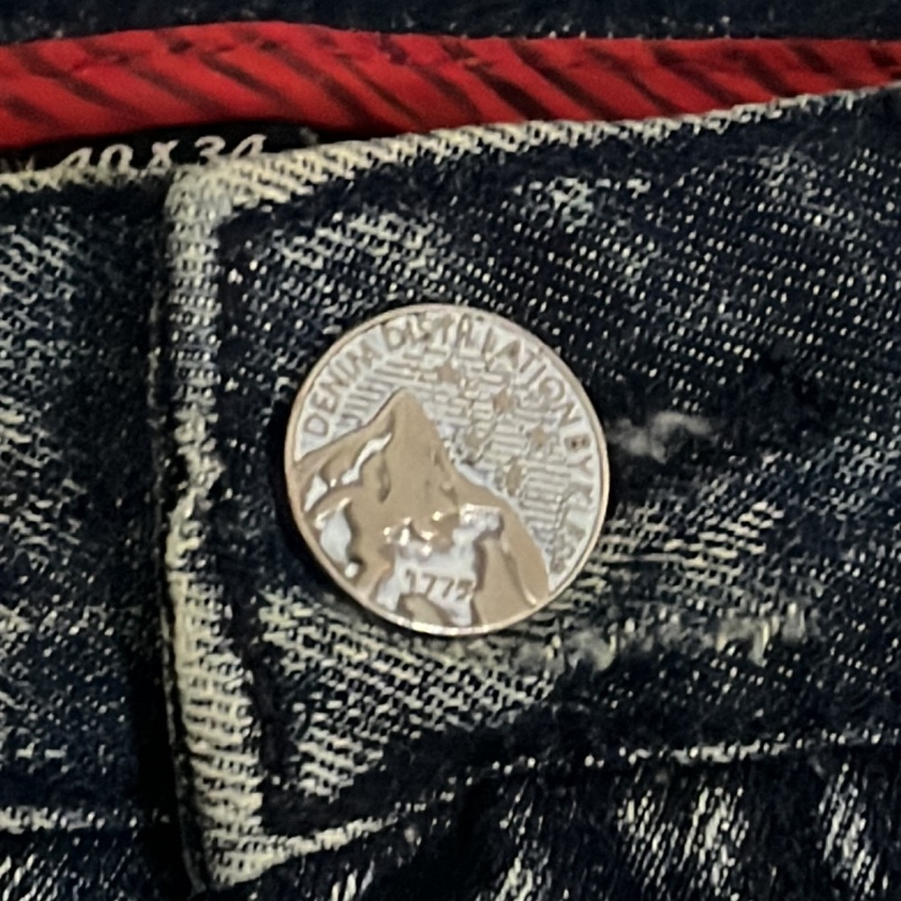 Jeans - Picture 8 of 9